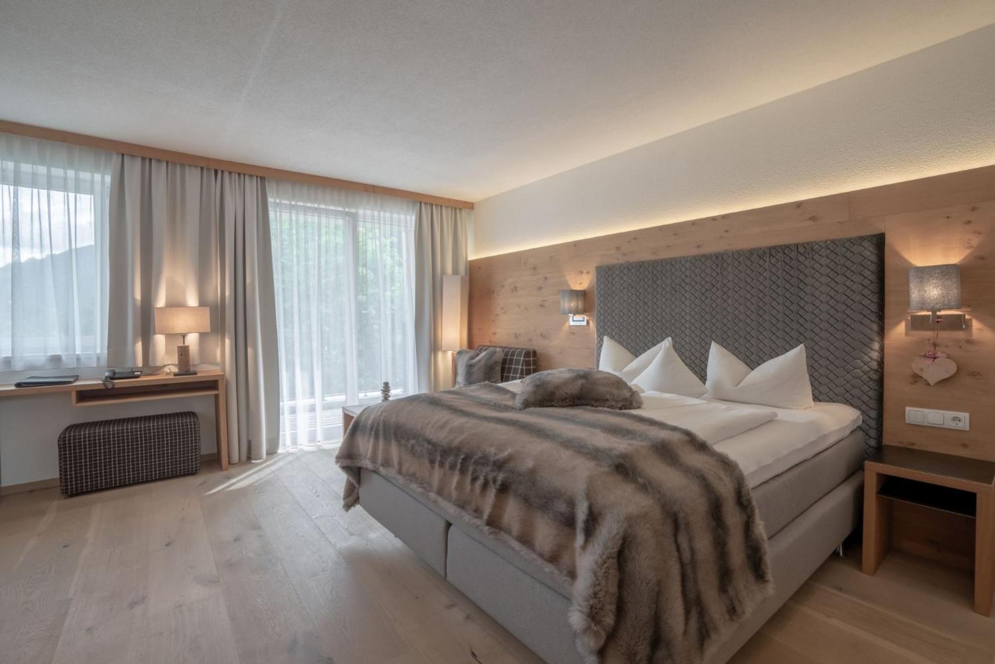 Post Hotel Paznaun سي المظهر الخارجي الصورة