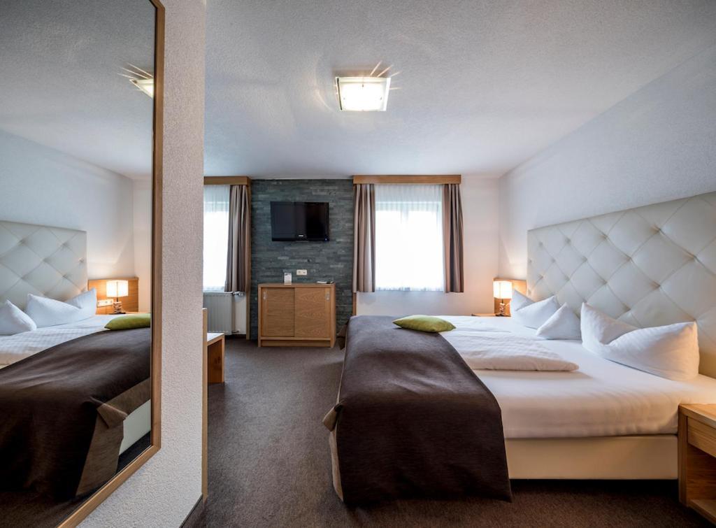 Post Hotel Paznaun سي المظهر الخارجي الصورة